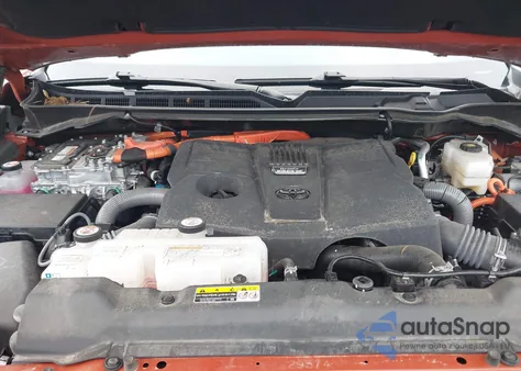 2024 Toyota Tundra Hybrid Trd Pro 4Wd z USA, uszkodzony, nr VIN 5TFPC5DB8RX054584